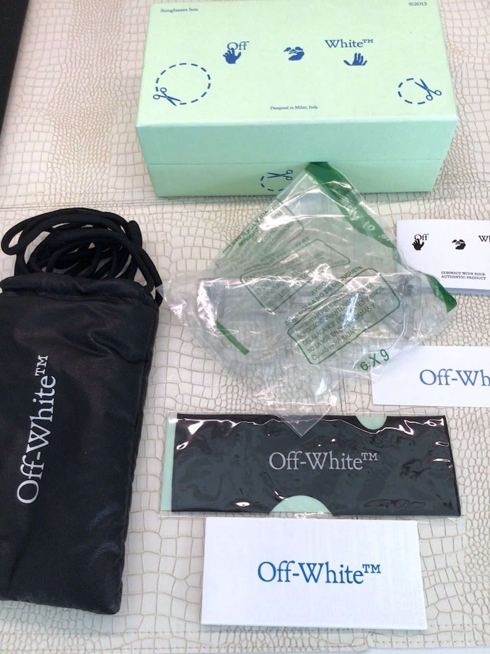 Rare Brand-New Off-White OERJO19C99PLAOO17800 OPTICAL GLASSES